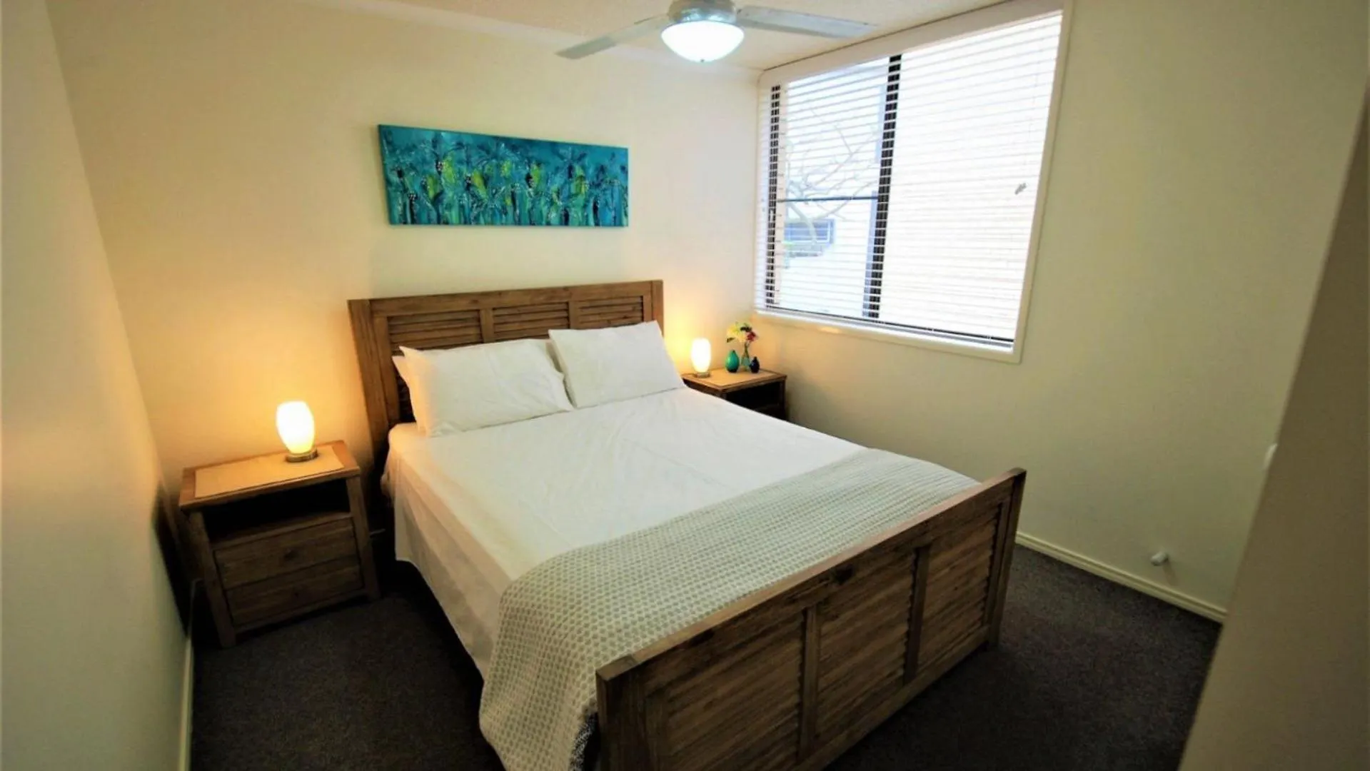 Esplanade View Unit 3 Wollombi Apartment Caloundra
